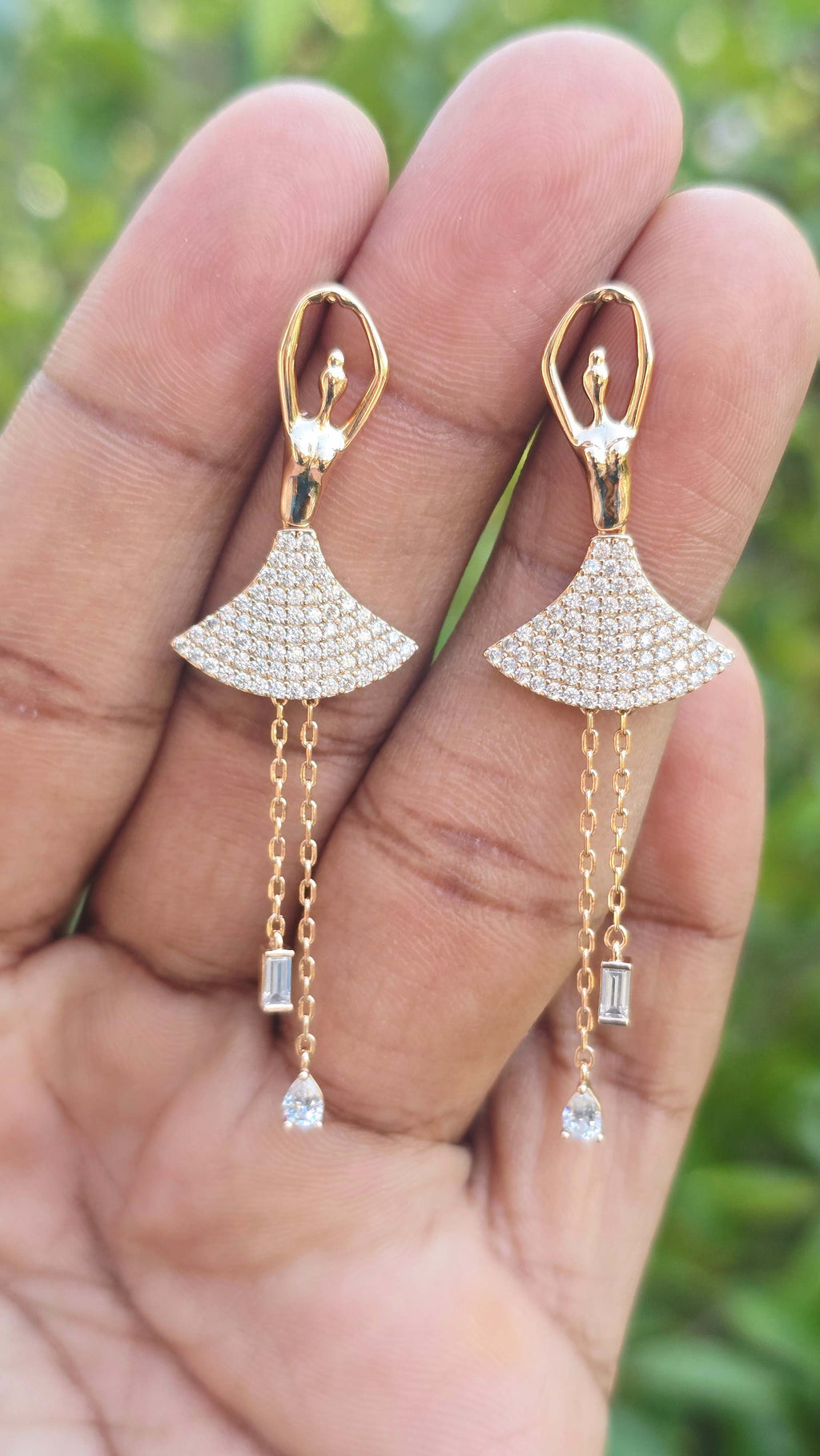 Gold Plated Statue Earring | Anti Tarnish